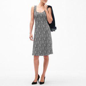 Banana Republic Factory Petite Geo Print Fit & Flare Dress Black White Sz PS NWT